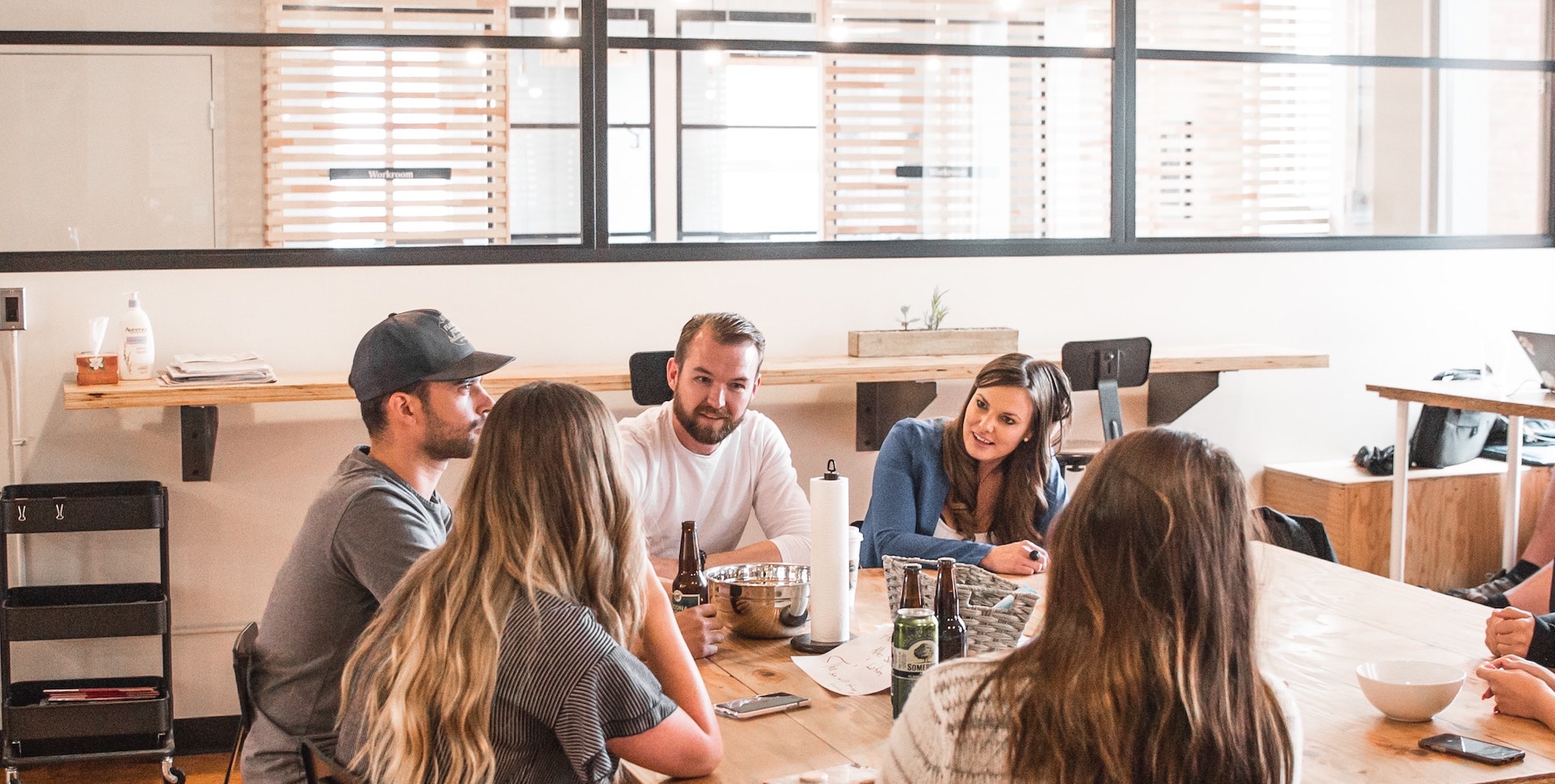 海外での通訳業務