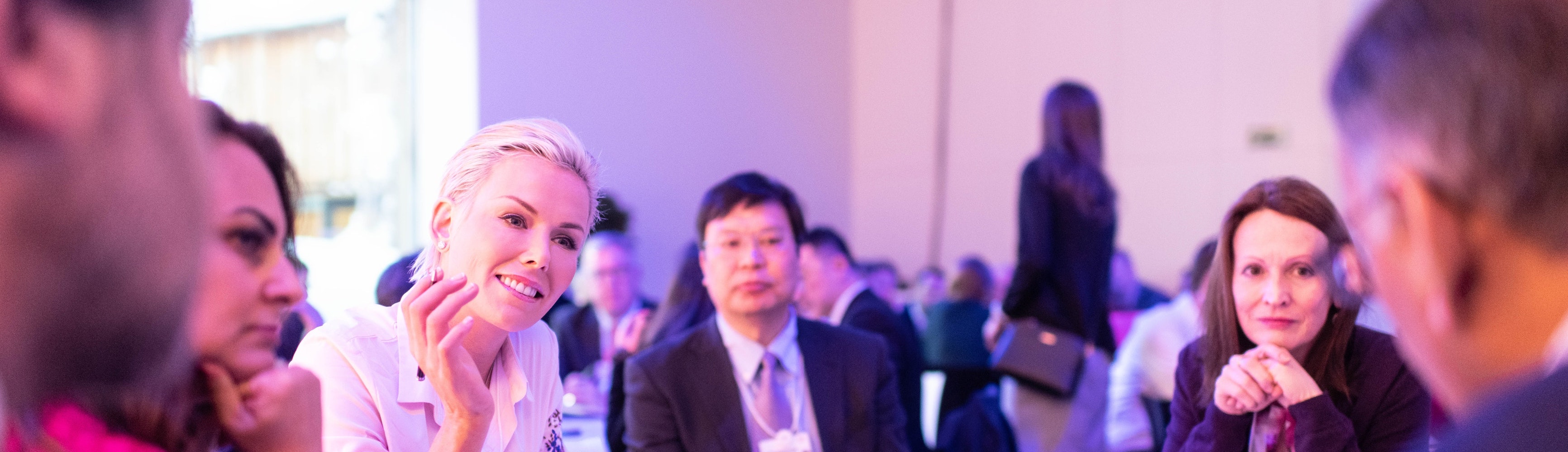 海外での通訳業務