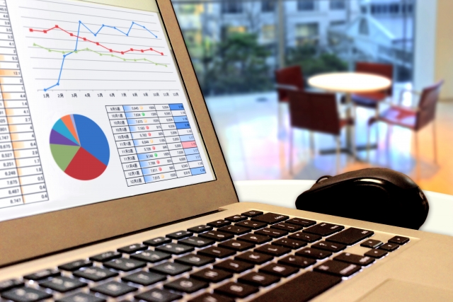 ECサイトの活用状況を分析する